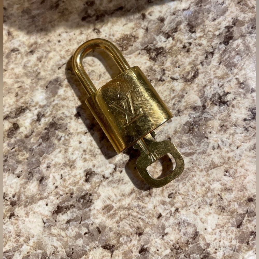 LV Lock & Key #314